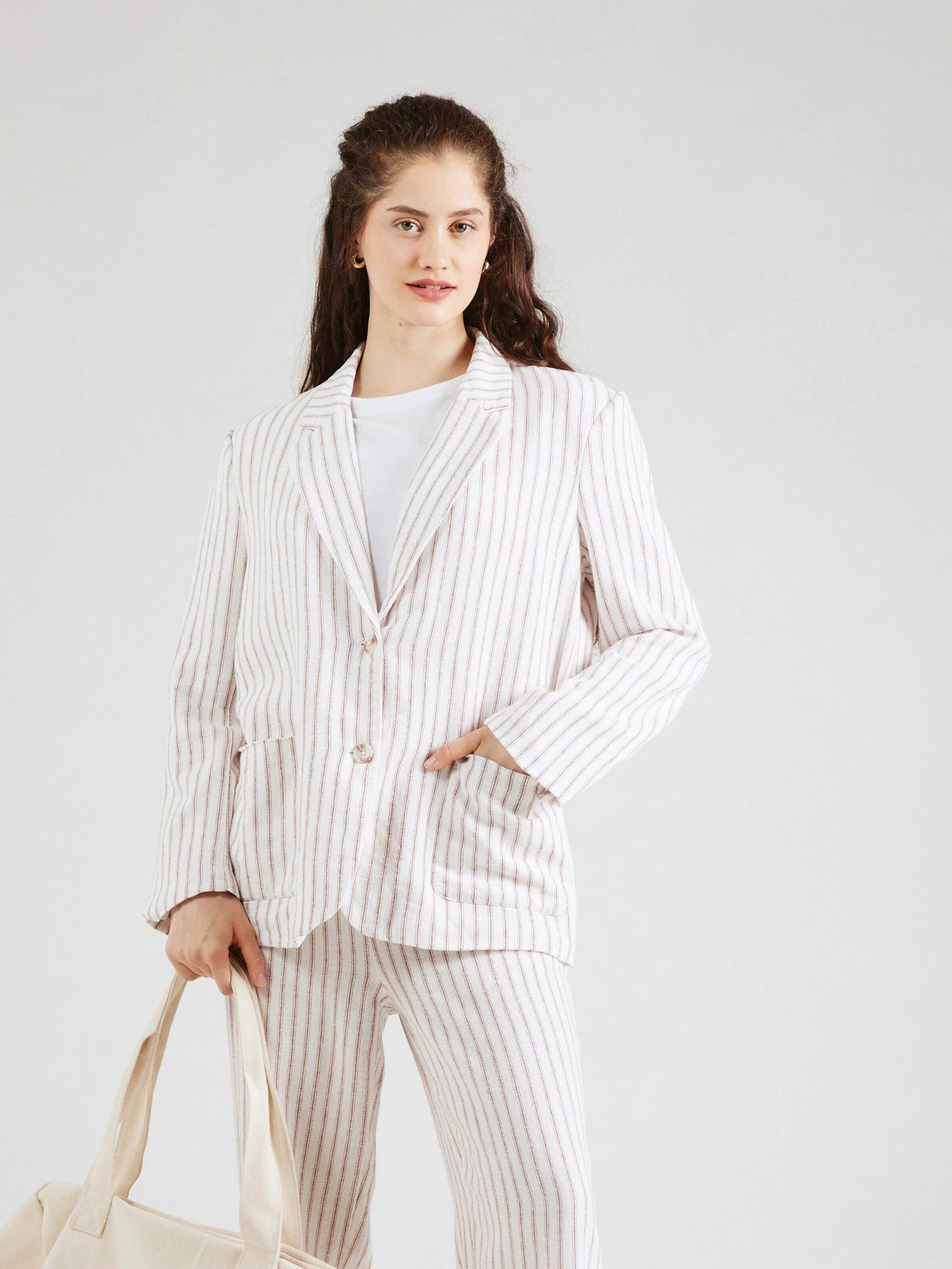 Vero Moda Kurzblazer VMLOLA (1-tlg) Plain/ohne günstig online kaufen