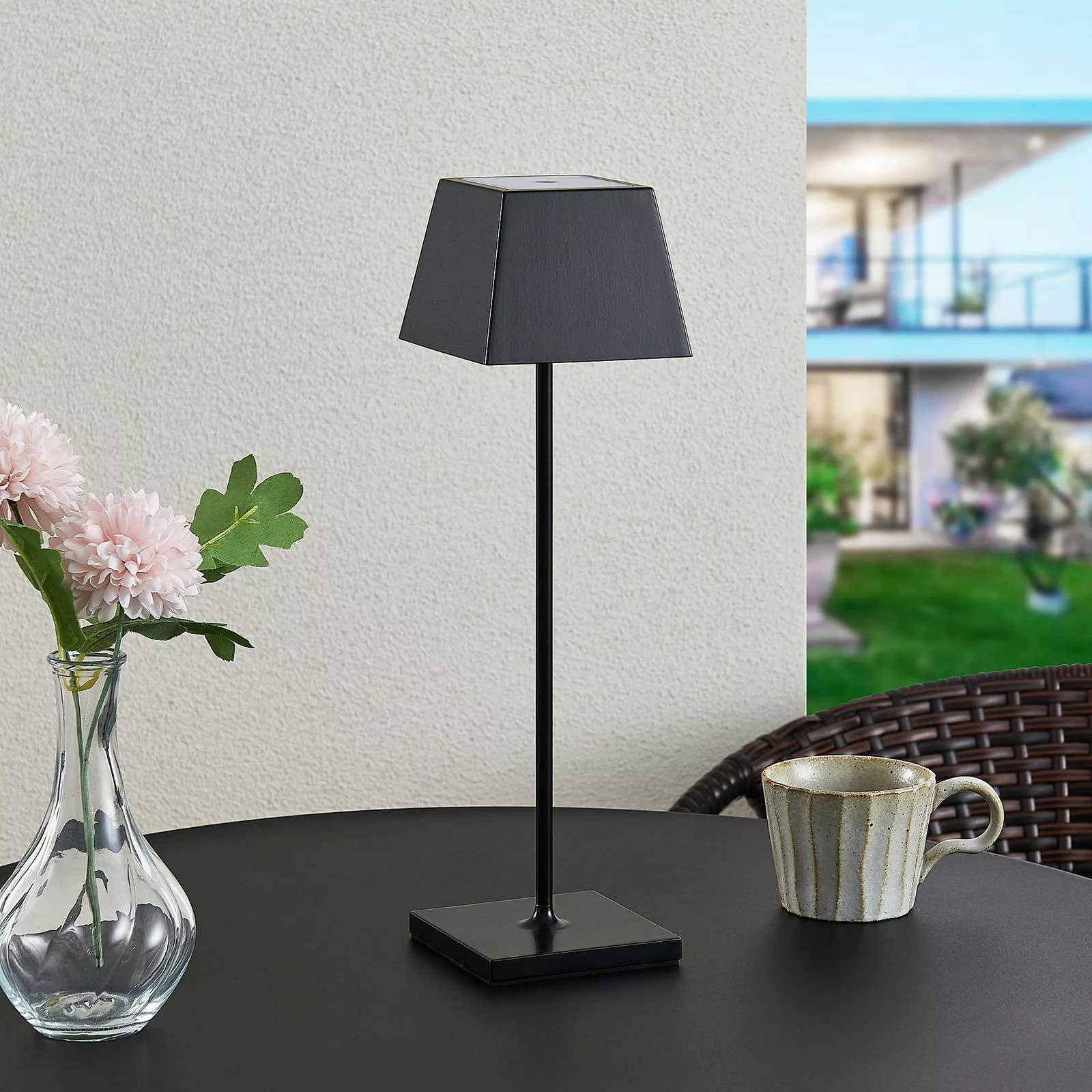 Lucande Patini LED-Tischlampe für außen, schwarz günstig online kaufen