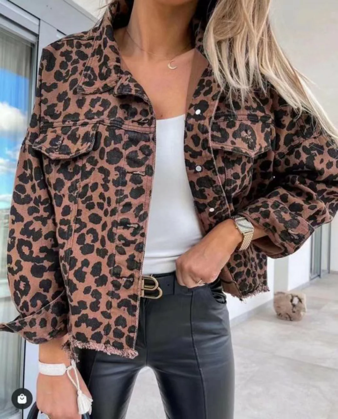 KIKI Jeansjacke Jeansjacke mit Leopardenmuster Jeansjacke Distressed-Optik günstig online kaufen