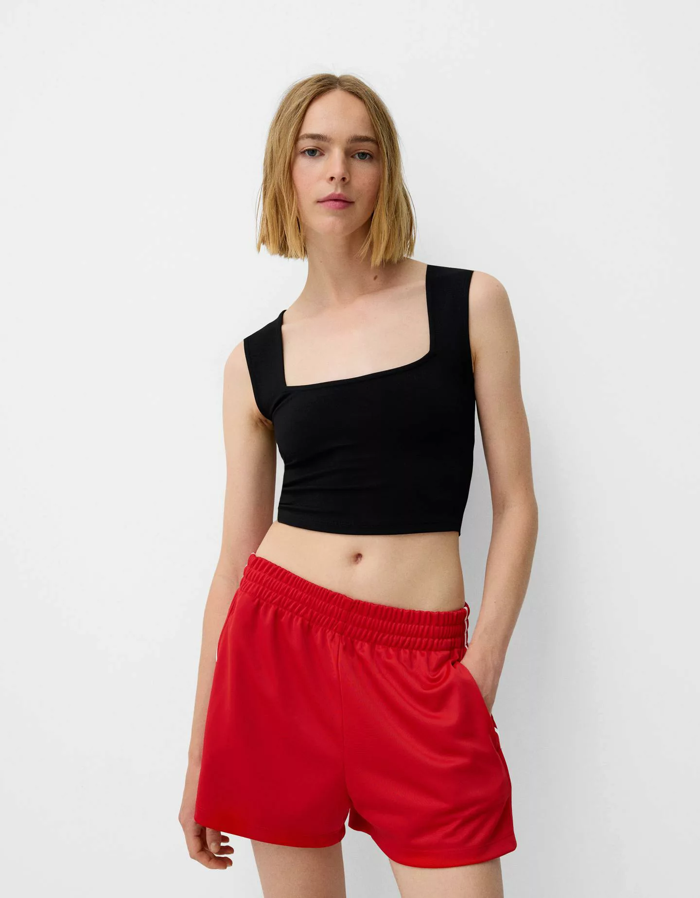 Bershka Ärmelloses T-Shirt Mit Kastenausschnitt Damen Xs Schwarz günstig online kaufen