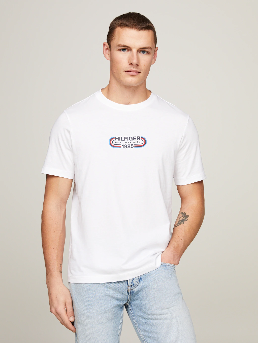 Tommy Hilfiger T-Shirt "HILFIGER TRACK GRAPHIC TEE", mit grafischem Logo günstig online kaufen