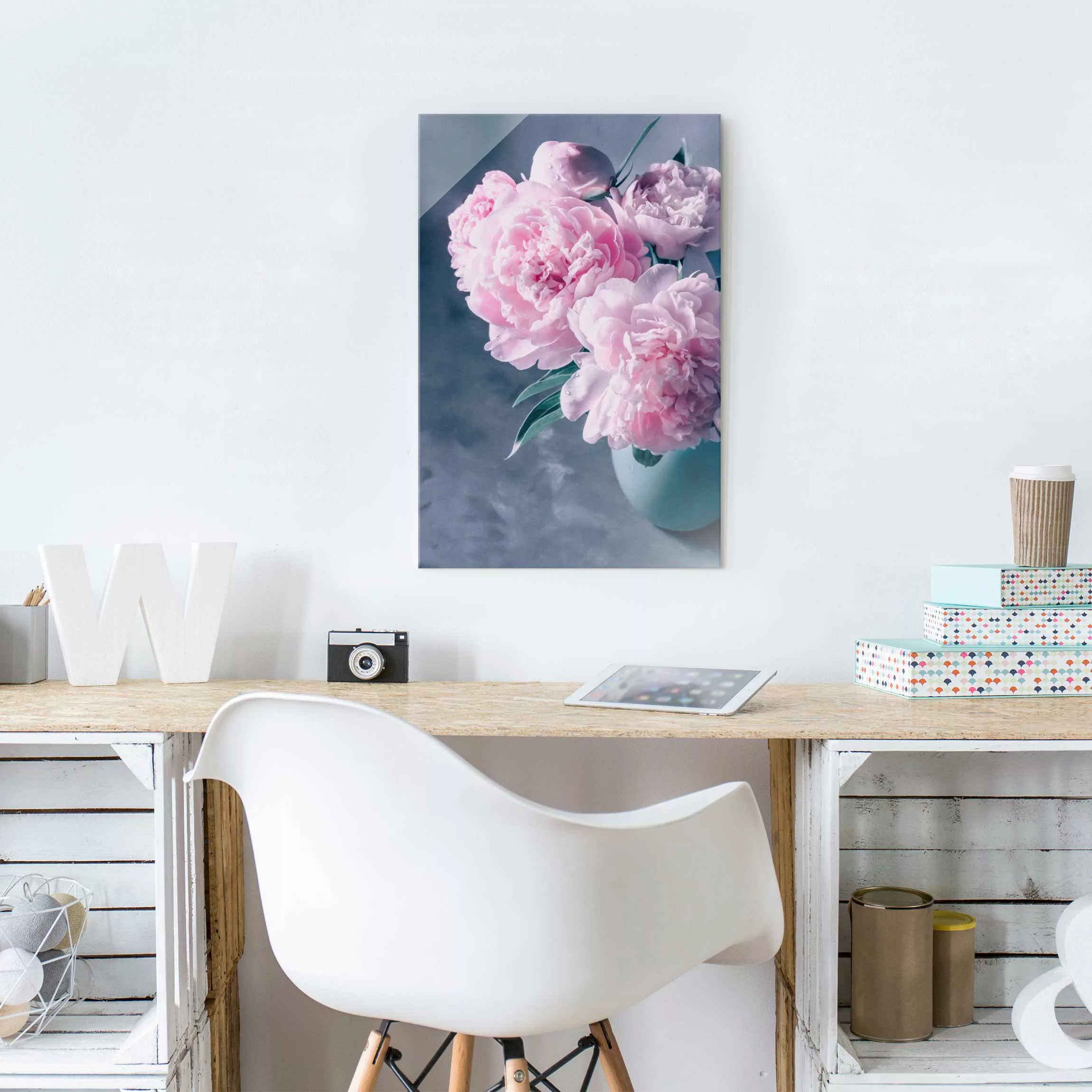 Glasbild - Hochformat Vase mit Rosa Pfingstrosen Shabby günstig online kaufen