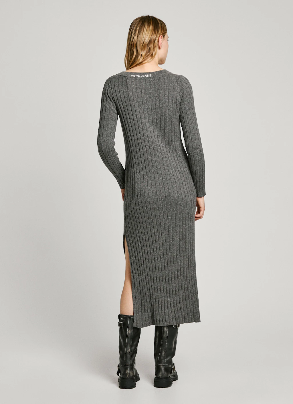 Pepe Jeans Strickkleid IZABEL DRESS mit dekorativer Knopfleiste günstig online kaufen