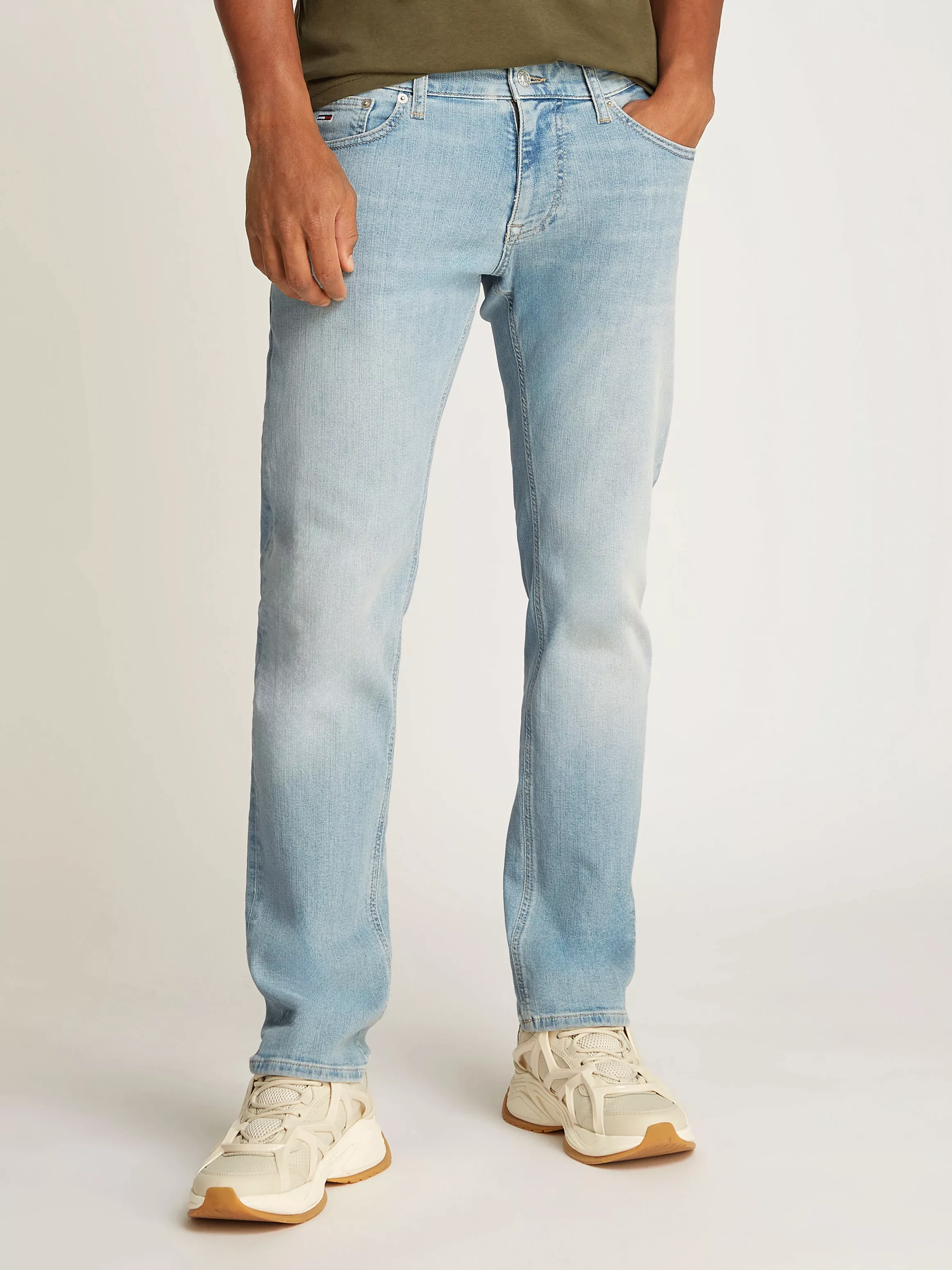 Tommy Jeans Slim-fit-Jeans "SCANTON SLIM", mit Logoprägung günstig online kaufen