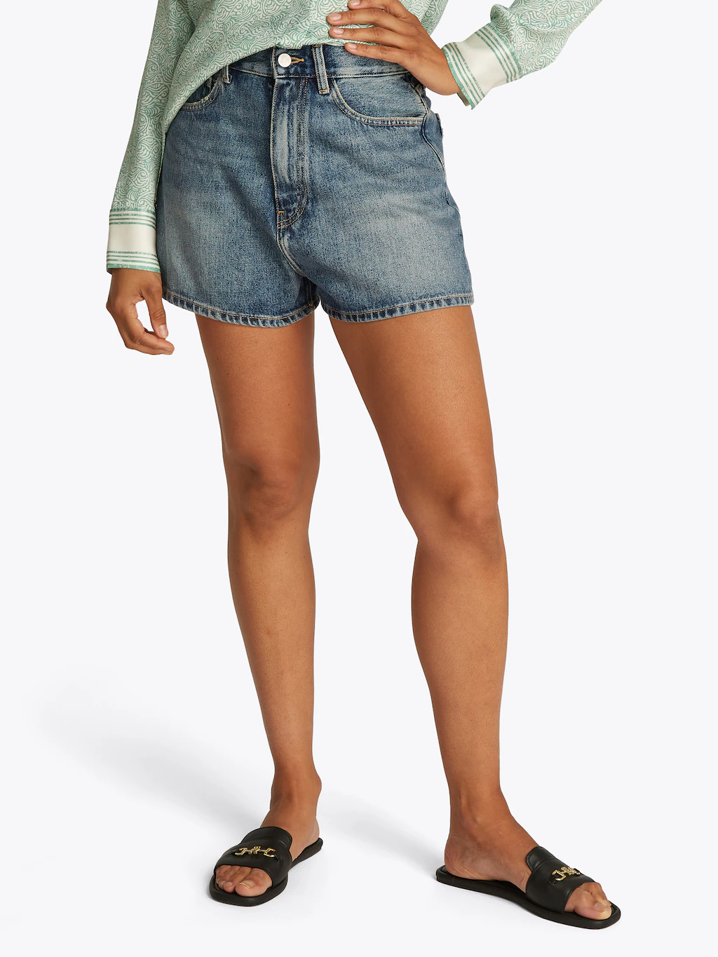 Tommy Hilfiger Shorts "DNM MINI FLARE SHORT HW SELI", mit ausgestellter Bei günstig online kaufen