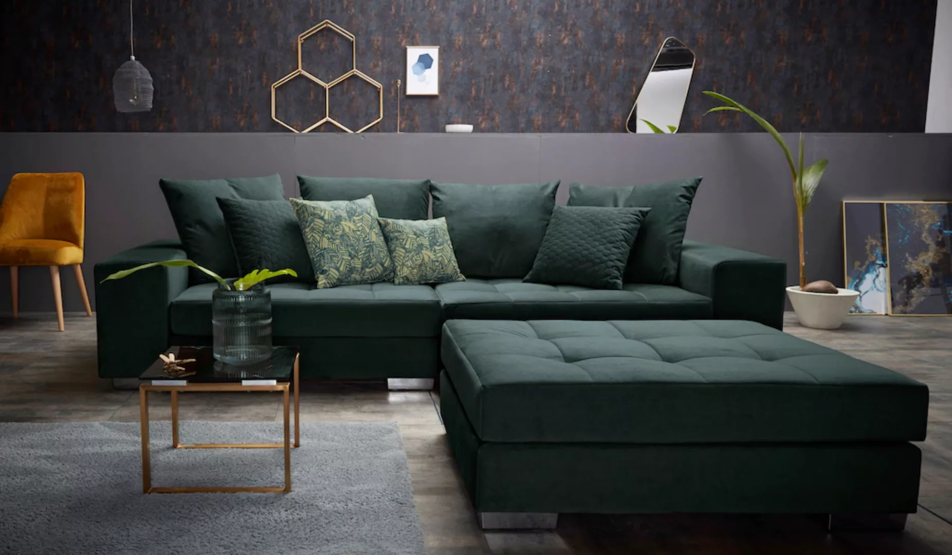 INOSIGN Big-Sofa "Vale", mit Steppung im Sitzbereich, Federkern und Zierkis günstig online kaufen