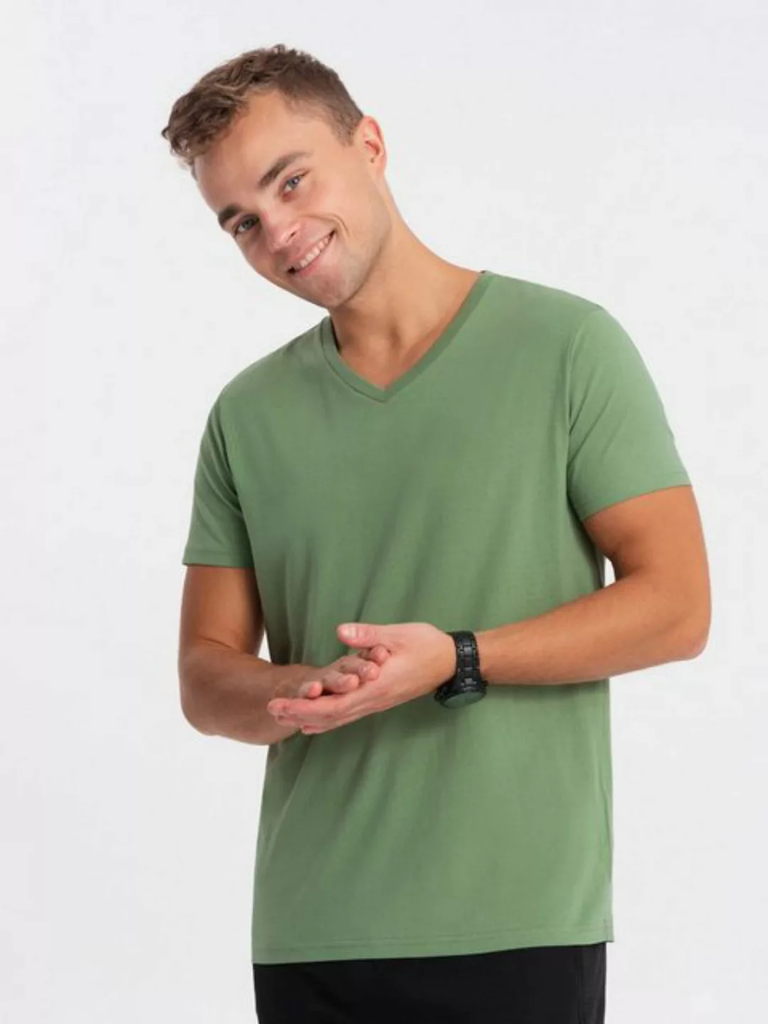 OMBRE T-Shirt Klassisches Herren-T-Shirt mit V-Ausschnitt aus Baumwolle BAS günstig online kaufen