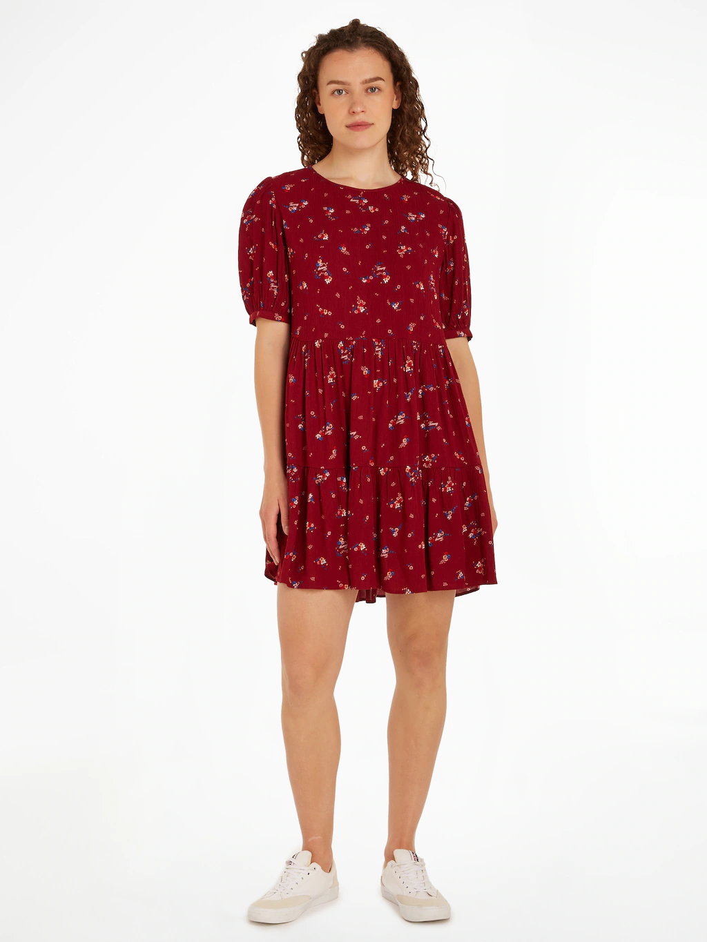 Tommy Jeans Blusenkleid "TJW FLORAL TIERED ALINE DRESS", mit Blumenprint günstig online kaufen