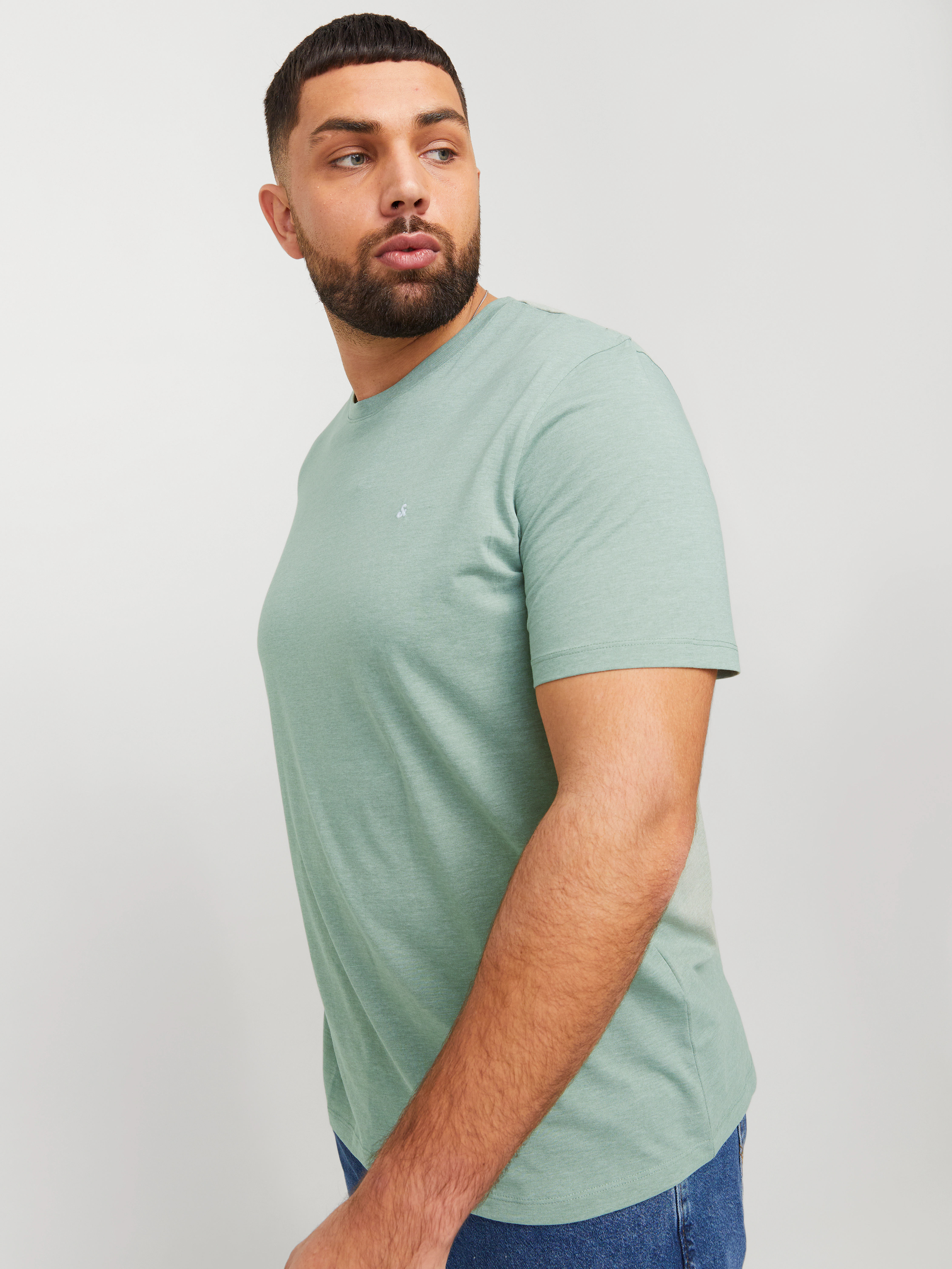 Jack & Jones PlusSize T-Shirt JJEPAULOS TEE SS CREW NECK NOOS PLS mit Logo günstig online kaufen