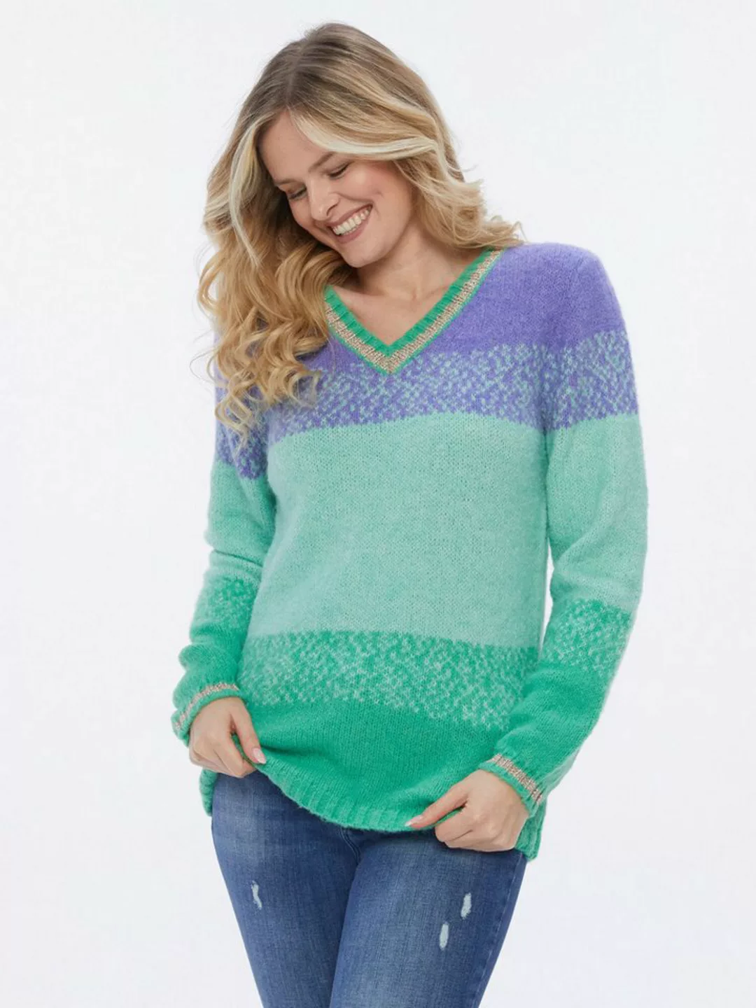 Sarah Kern Strickpullover Langarmpullover figurumspielend mit goldfarbenen günstig online kaufen