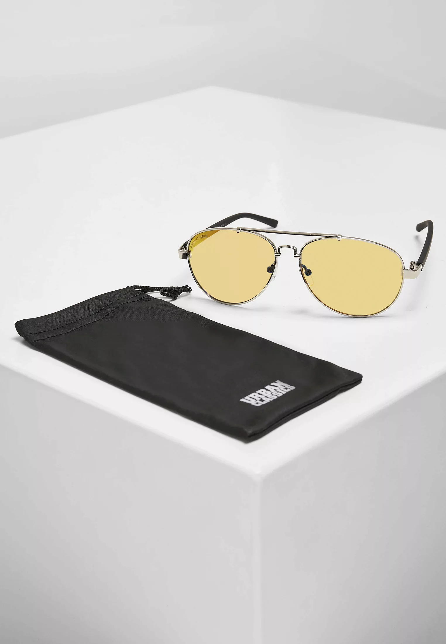 URBAN CLASSICS Sonnenbrille "Accessoires Sunglasses Mumbo Mirror UC" günstig online kaufen