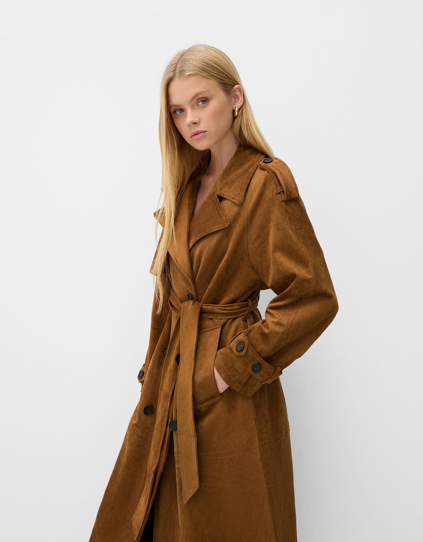 Bershka Trenchcoat Aus Wildlederimitat Damen Xs-S Hellbraun günstig online kaufen