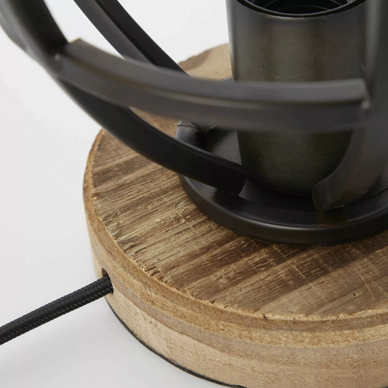 Tischleuchte Matrix Wood in Schwarz und Natur-dunkel E27 günstig online kaufen