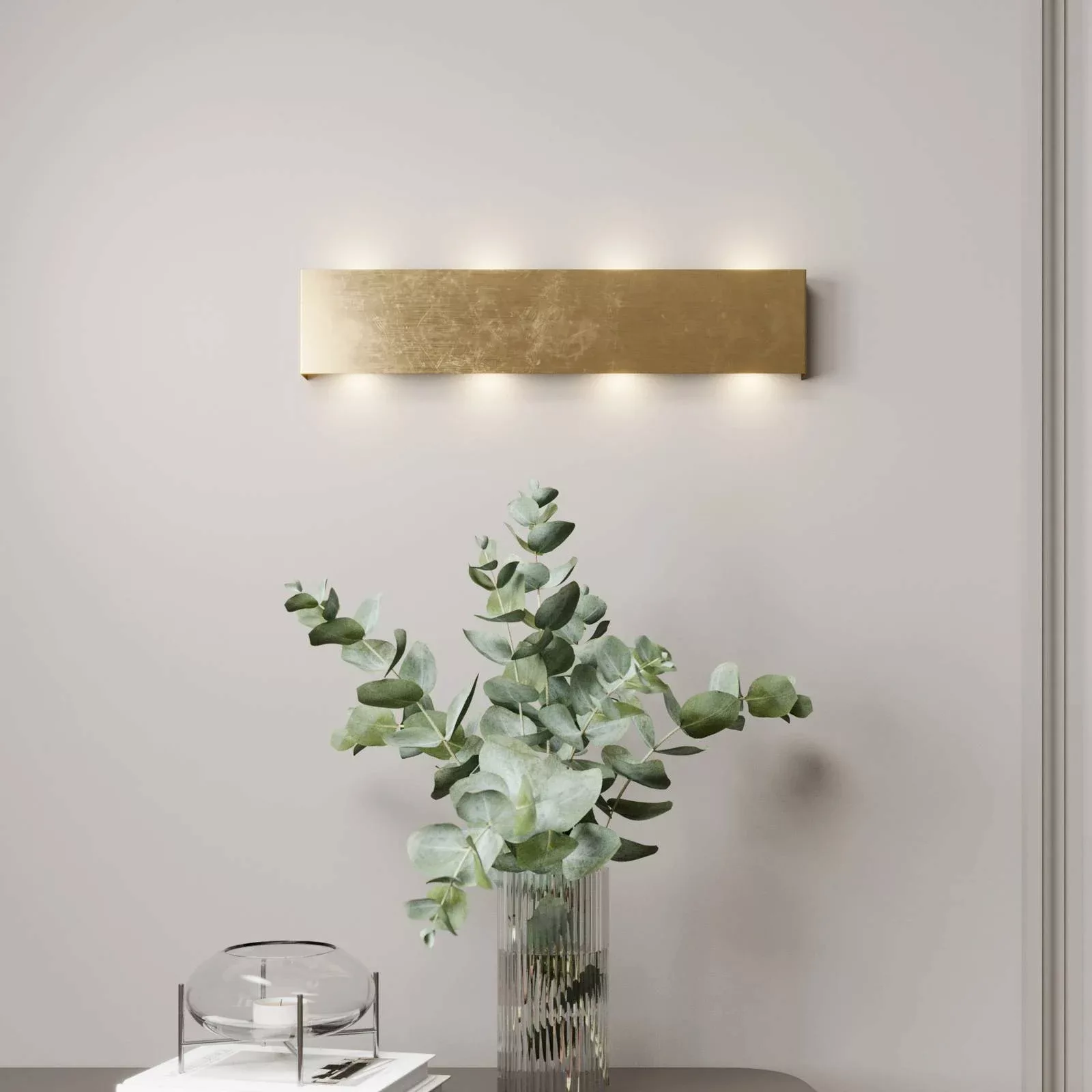 Quitani LED-Wandleuchte Maja, gold antik, Breite 54 cm günstig online kaufen