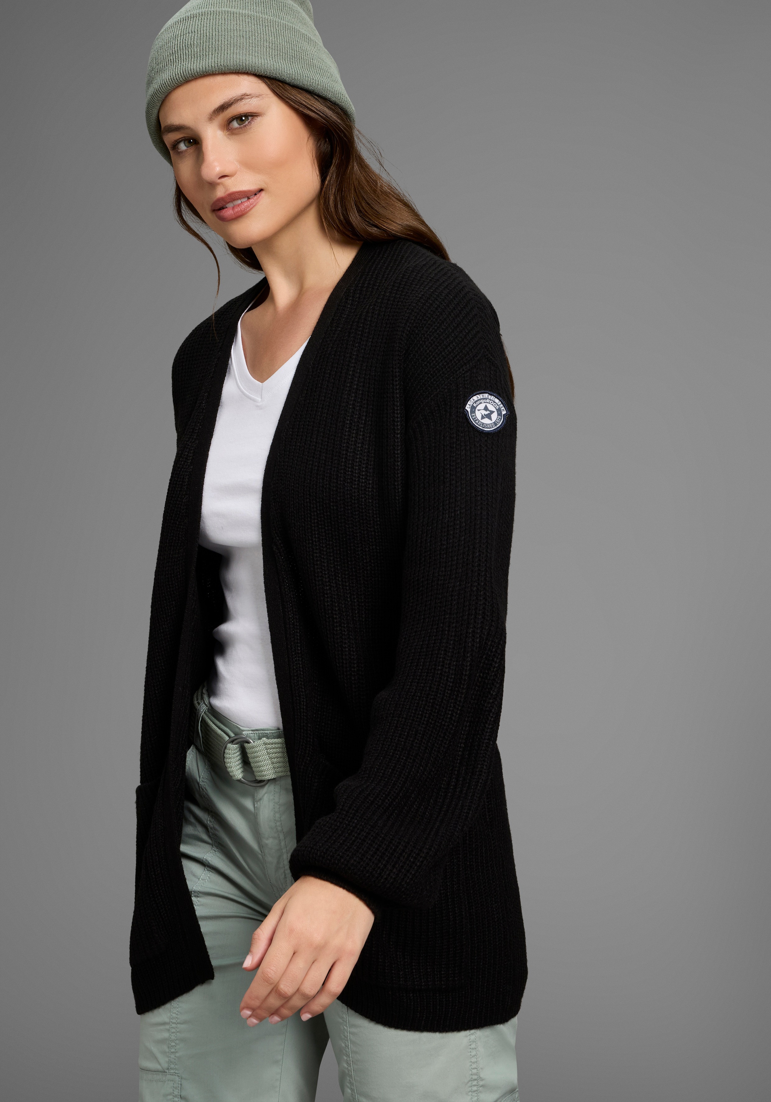KangaROOS Strickjacke, aus kuscheligem Strick günstig online kaufen