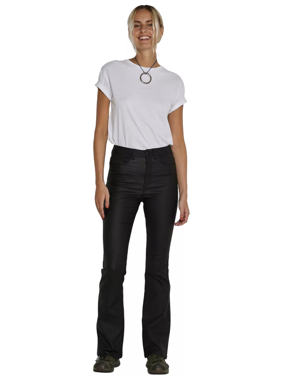 Noisy may Lederimitathose "NMSALLIE HW FLARE COATED PANTS NOOS" günstig online kaufen