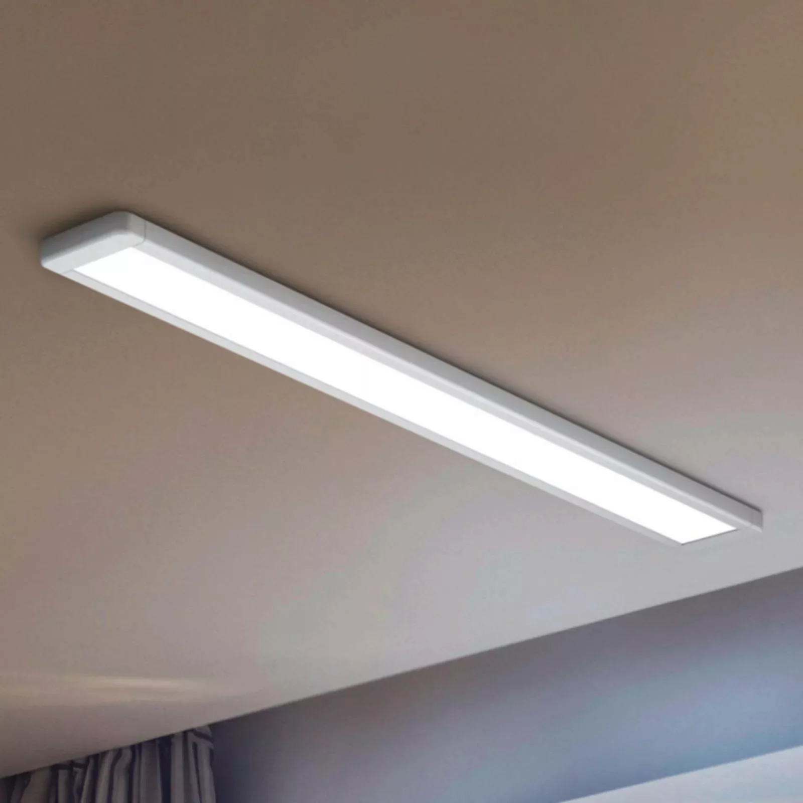 LEDVANCE Office Line LED-Deckenleuchte 120 cm günstig online kaufen