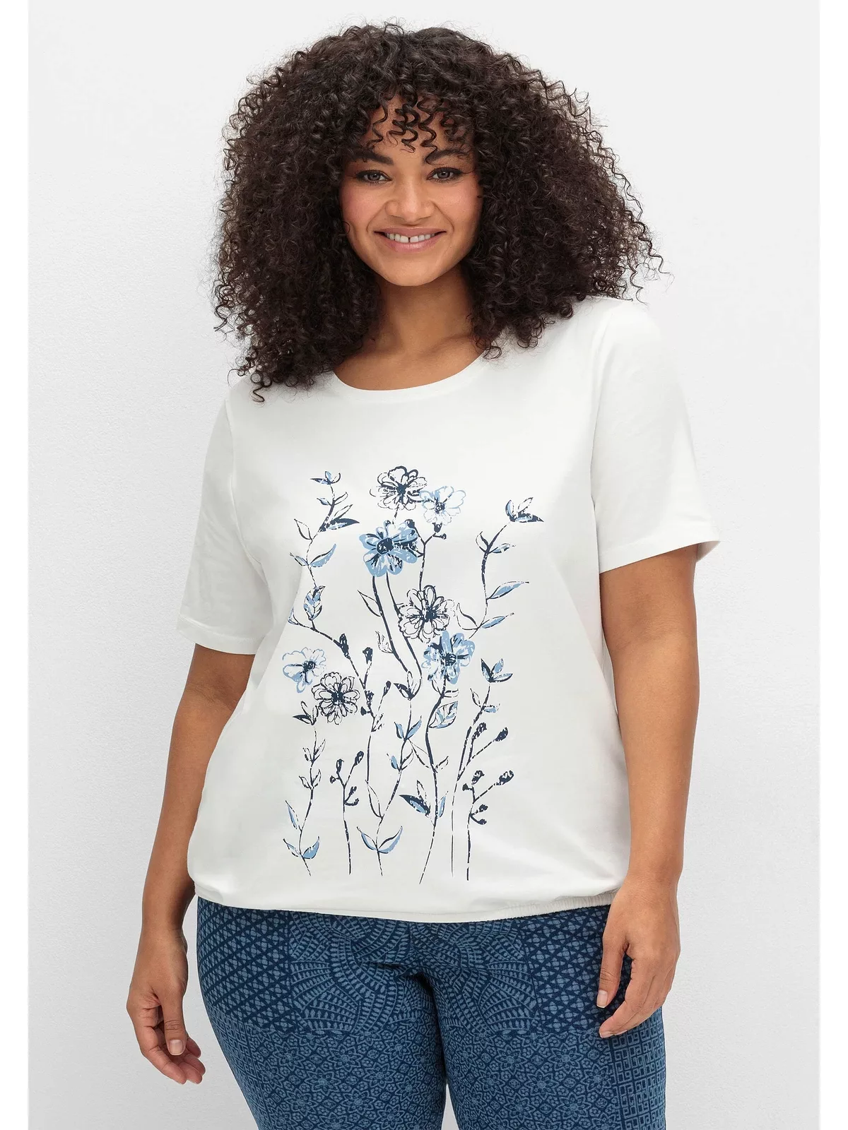 Sheego T-Shirt "Große Größen", mit Blumenprint und Gummizugbund günstig online kaufen