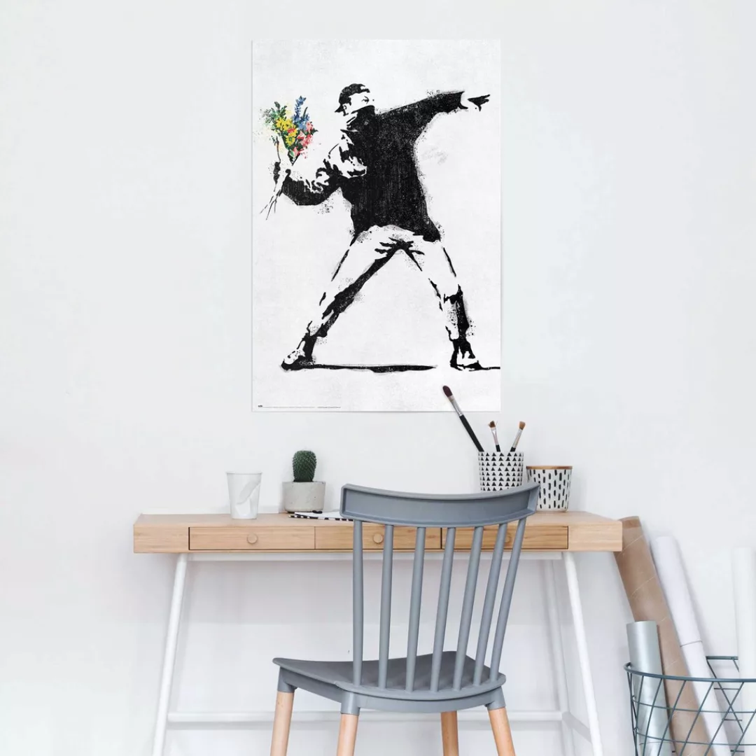 Reinders Poster "Brandalised - the flower thrower" günstig online kaufen