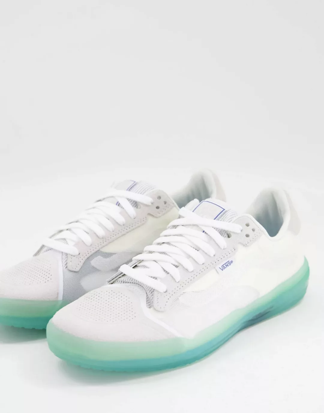 Vans – EVDNT UltimateWaffle – Sneaker in Grau/Weiß günstig online kaufen