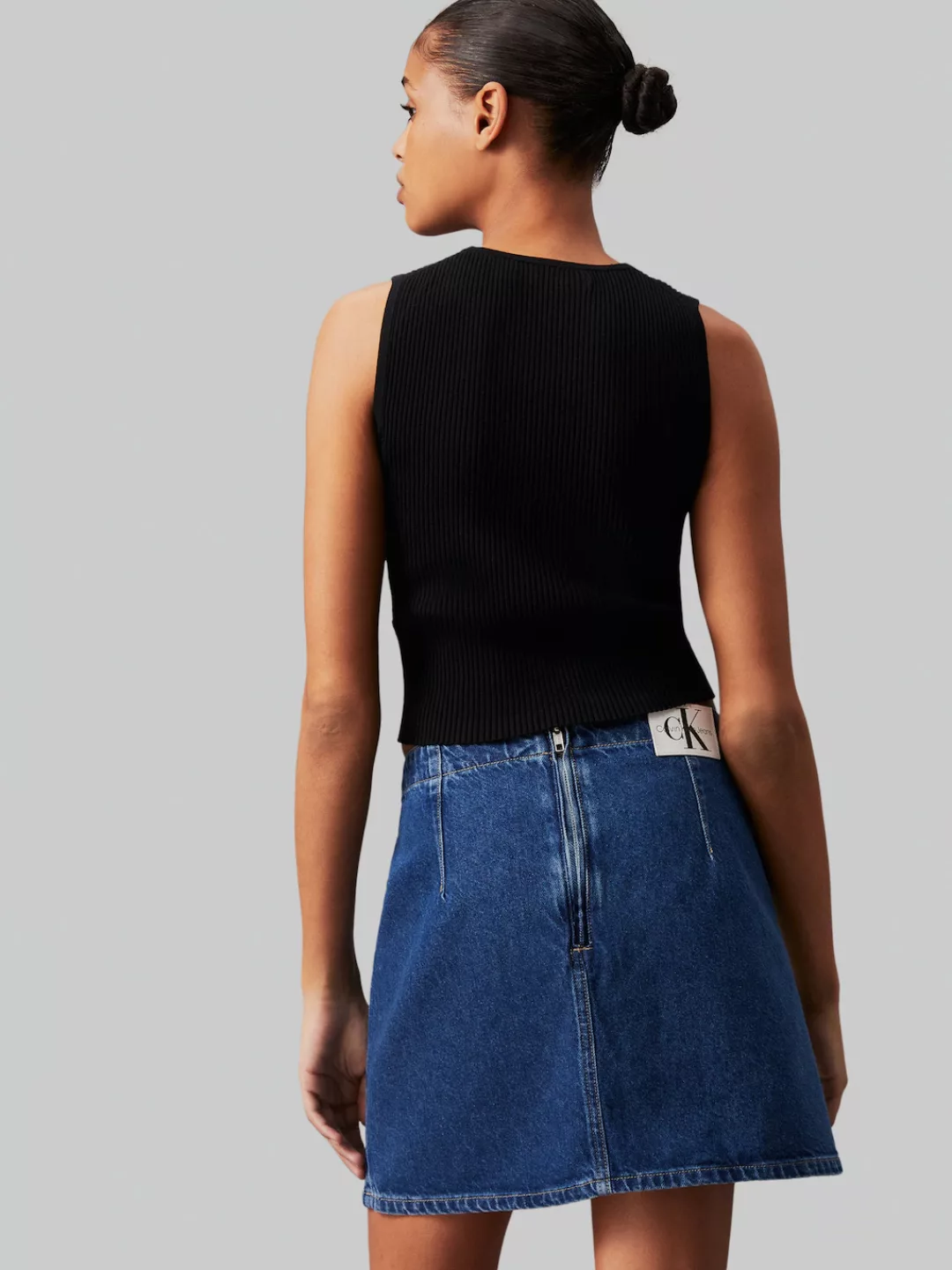 Calvin Klein Jeans Pullunder WOVEN LABEL SWEATER TANK TOP mit Logopatch günstig online kaufen
