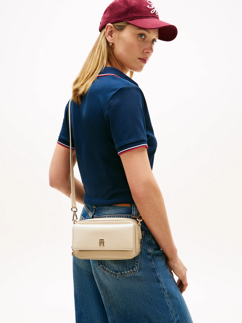 Tommy Hilfiger Mini Bag "TH ICON CAMERA BAG", Damen Umhängetasche, Schulter günstig online kaufen