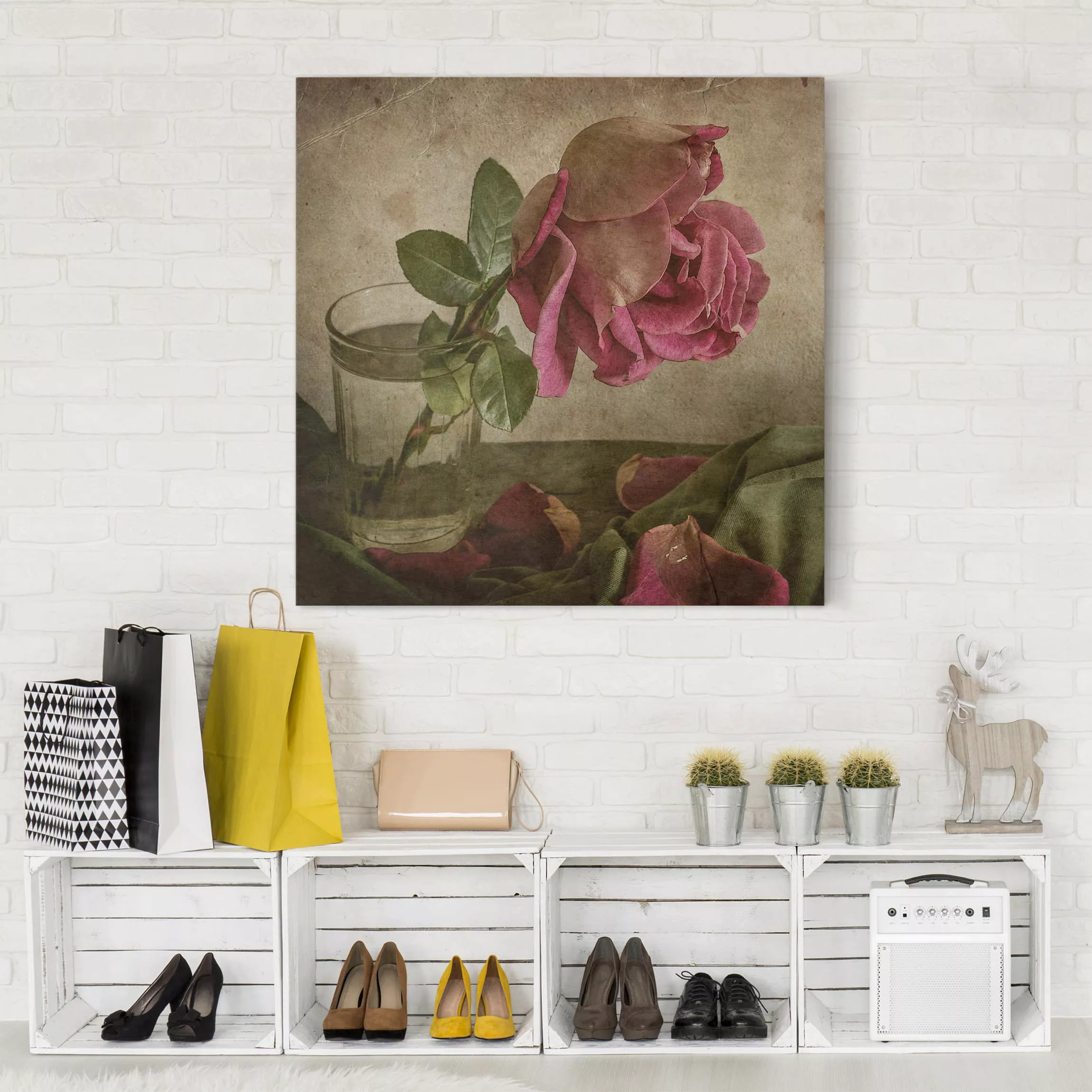Leinwandbild Blumen - Quadrat Tear of a Rose günstig online kaufen