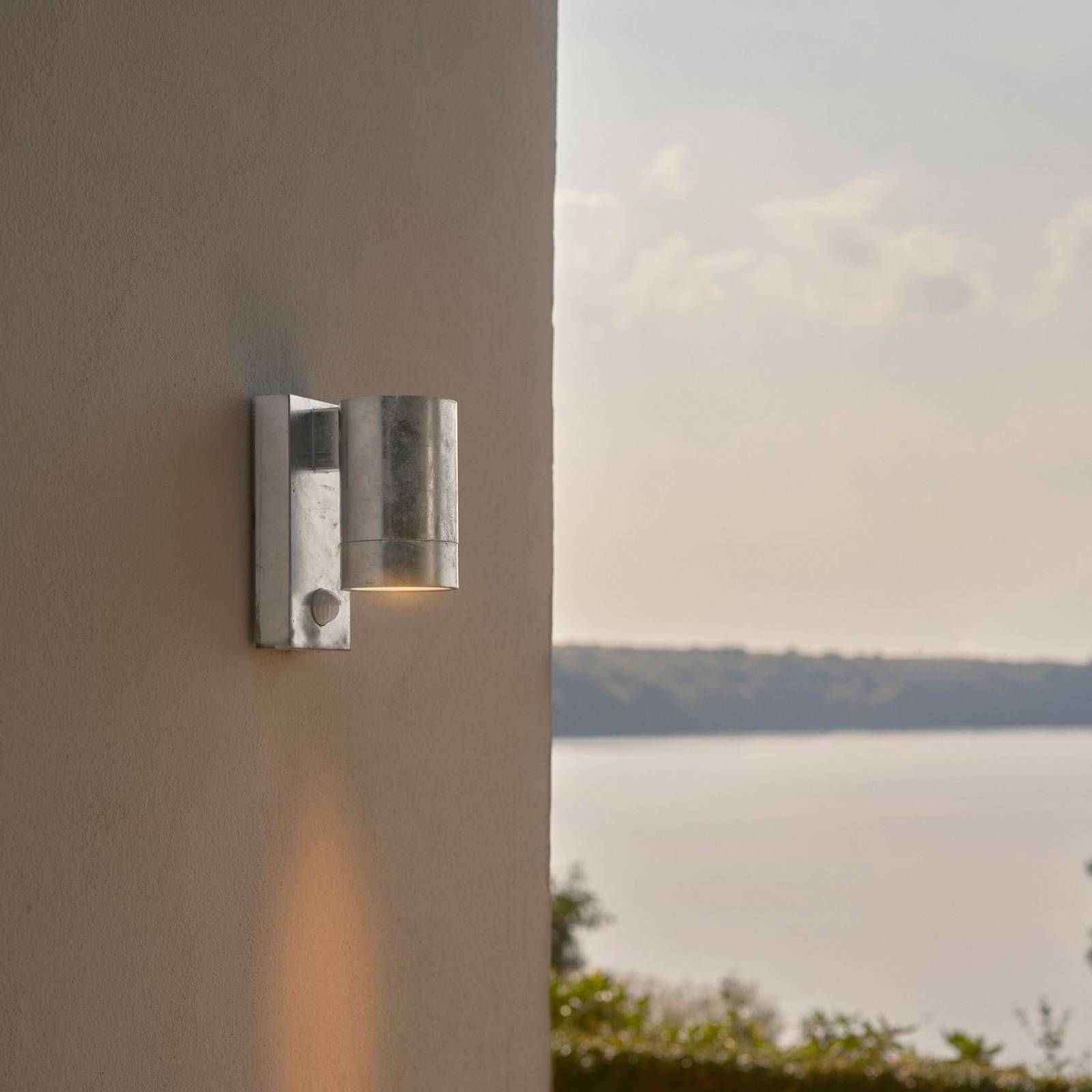 Außenwandleuchte Tin Maxi Sensor verzinkt, Stahl, IP54, GU10 günstig online kaufen