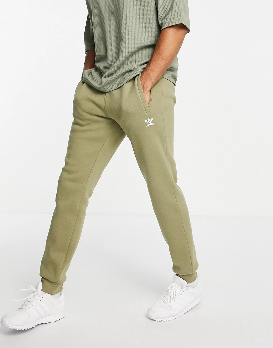 adidas Originals – Essentials – Jogginghose in Khaki-Grün günstig online kaufen