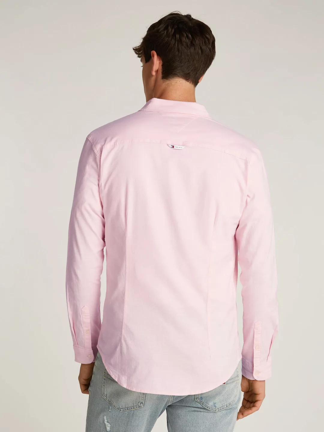 Tommy Jeans Langarmhemd TJM Slim Stretch Oxford Shirt mit Flaglabel auf der günstig online kaufen