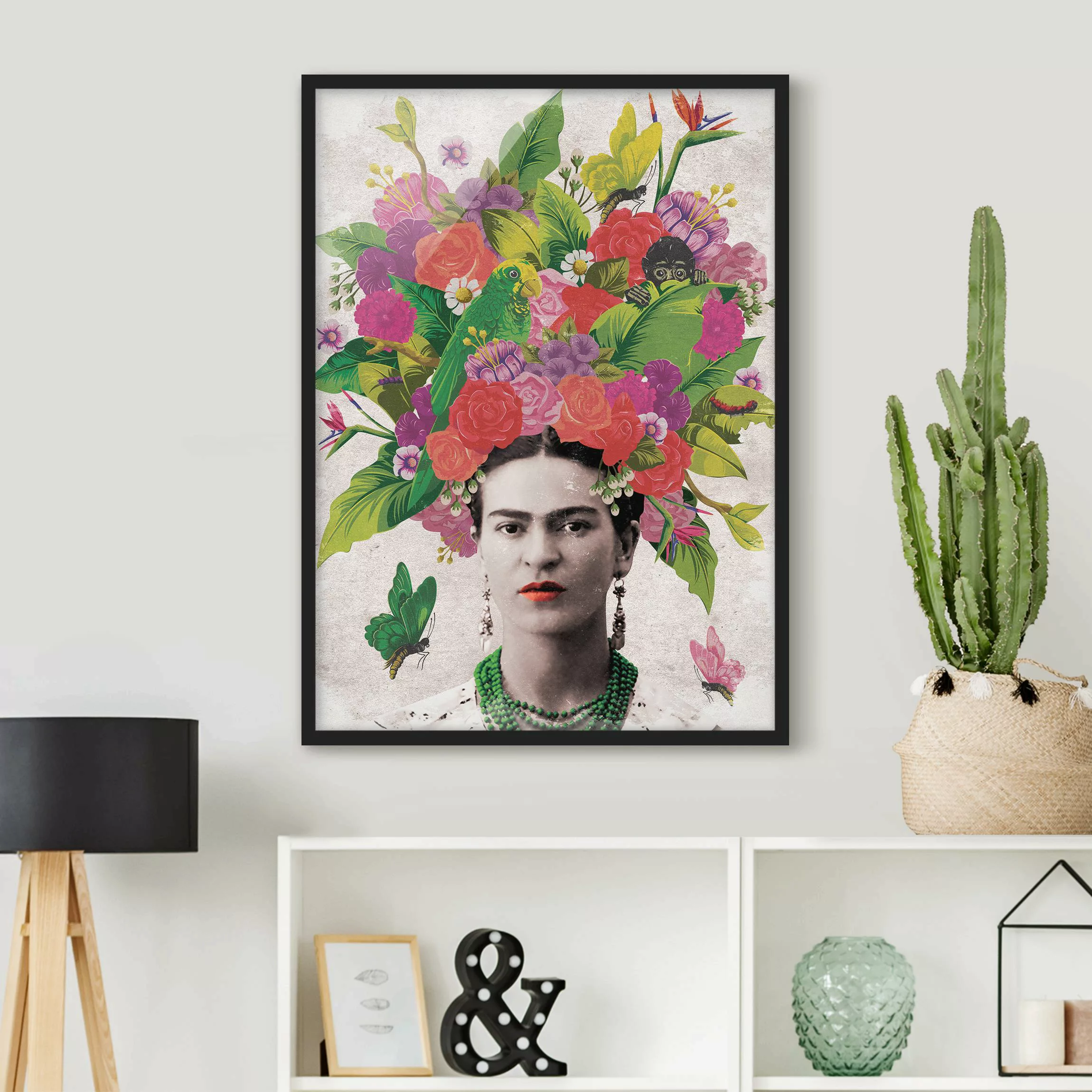 Bild mit Rahmen Blumen - Hochformat Frida Kahlo - Blumenportrait günstig online kaufen