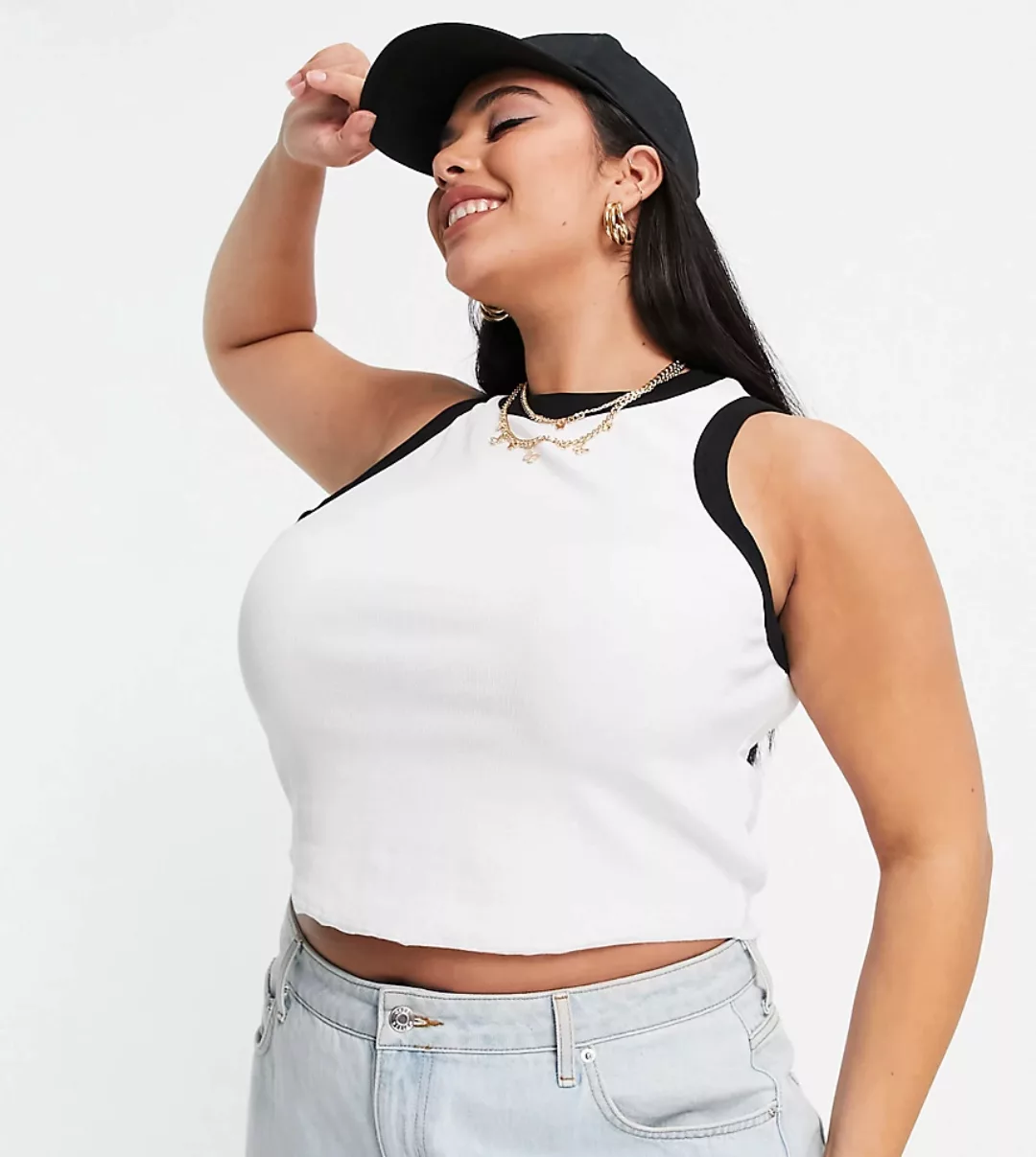 ASOS DESIGN Curve – Trägertop in Weiß mit farblich abgesetzten Zierstreifen günstig online kaufen