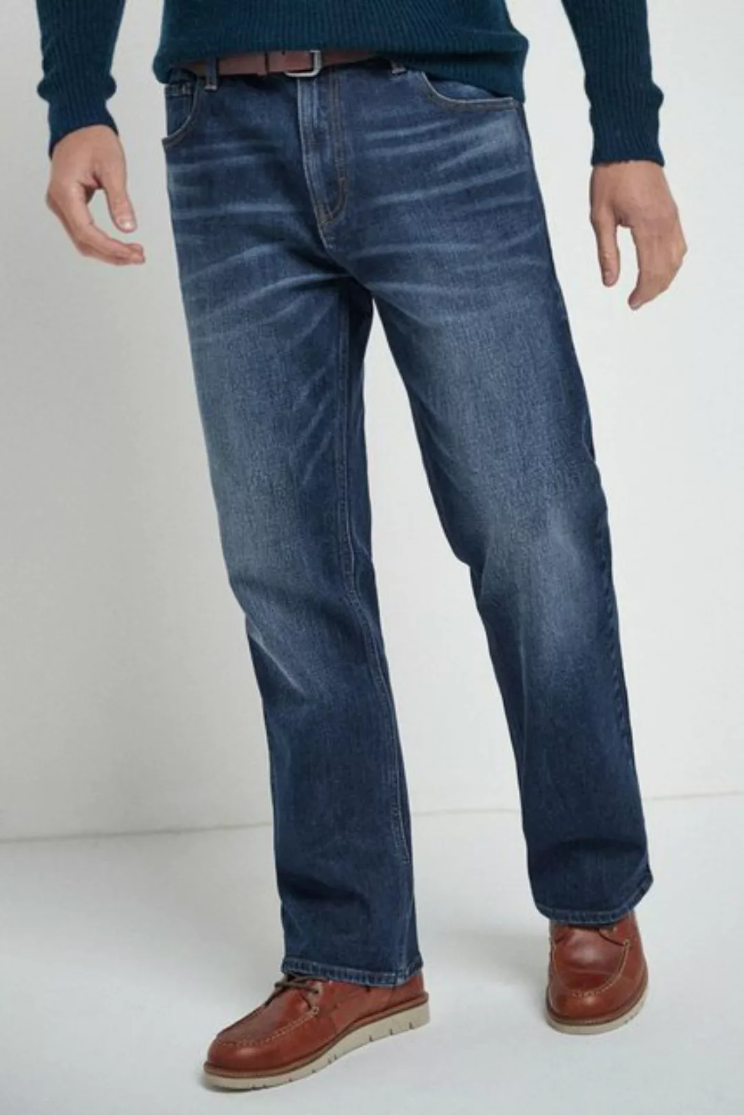 Next Bootcut-Jeans Straight Fit Jeans mit Gürtel - Bootcut (2-tlg) günstig online kaufen