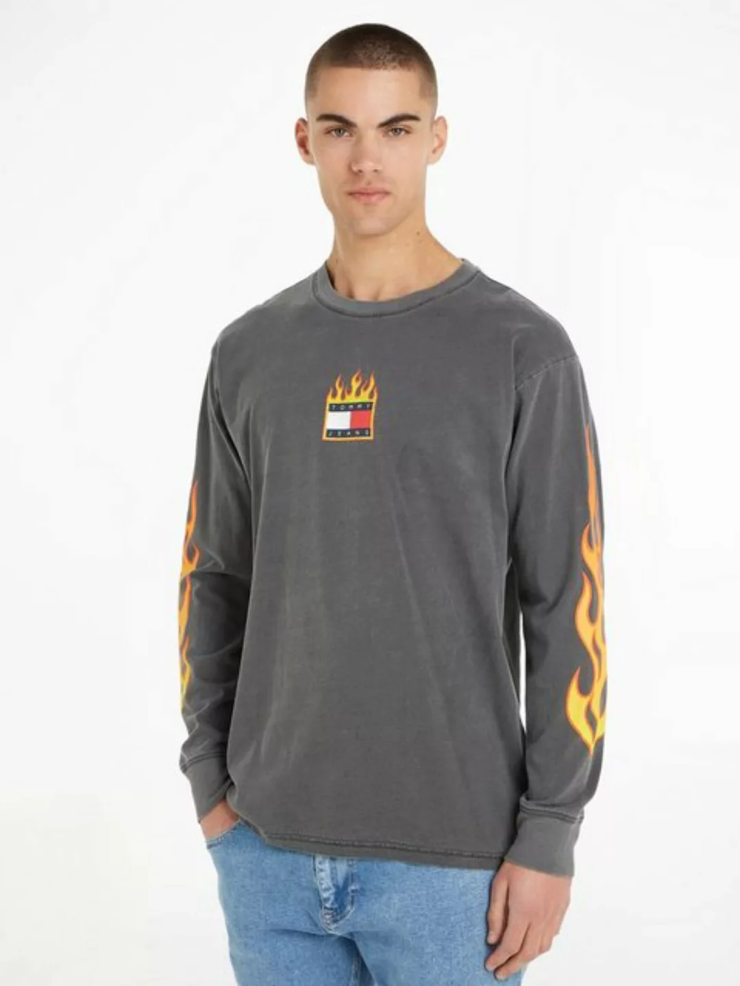 Tommy Jeans Langarmshirt TJM L/S BURNING BADGE TEE günstig online kaufen