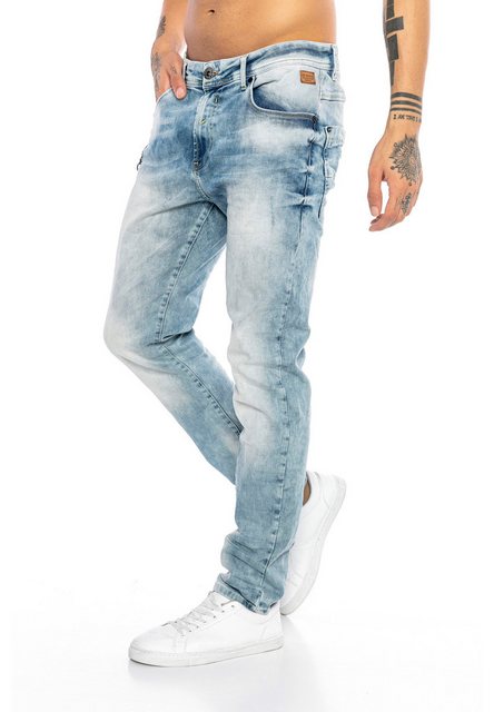 RedBridge Stretch-Jeans mit Used-Waschung und schmalem Schnitt günstig online kaufen