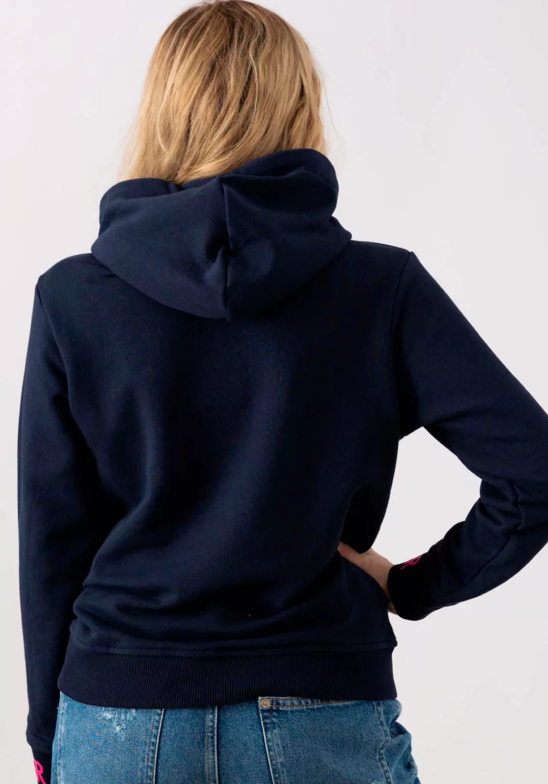 Zwillingsherz Hoodie Luana mit Schriftzug am Bündchen günstig online kaufen