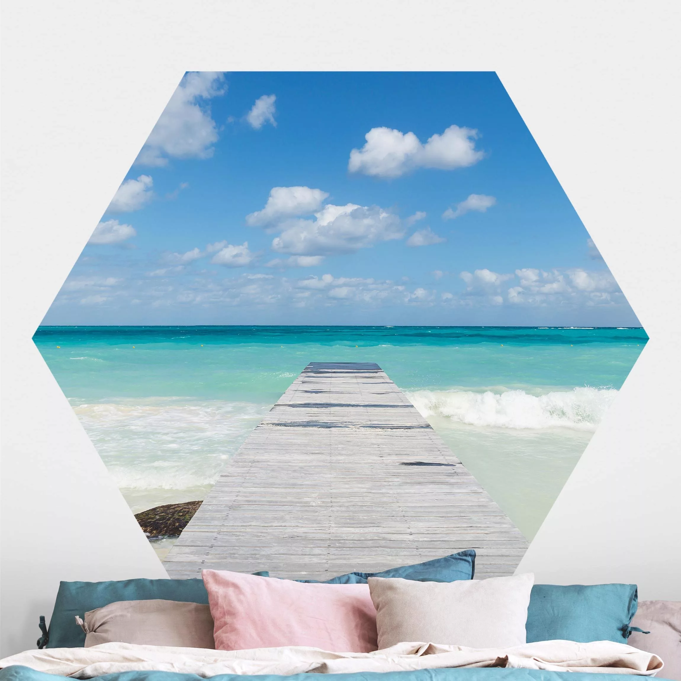 Hexagon Fototapete selbstklebend Steg ins Meer günstig online kaufen